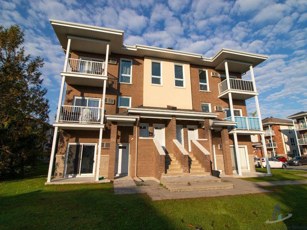 Vraiment belle appartement à louer - 56 rue de l'Emerald #2 | 3284342