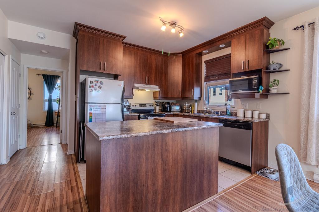 Vraiment belle appartement à louer - 56 rue de l'Emerald #2 | 3284342