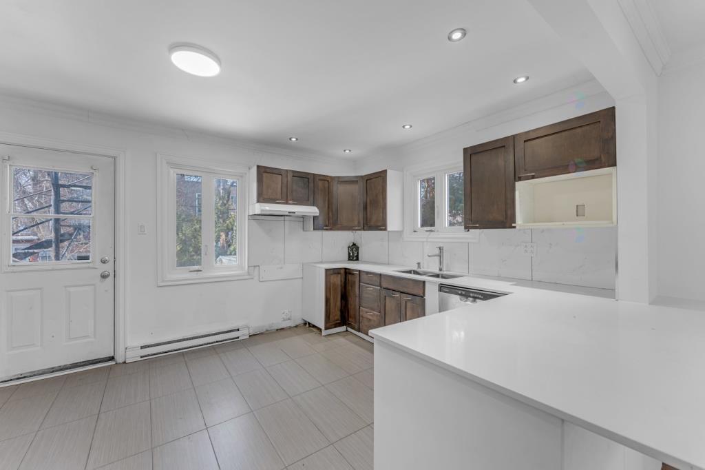 Grand 7½ rénové | 3 chambres | 2 salles de bain | Secteur calme | 3276676