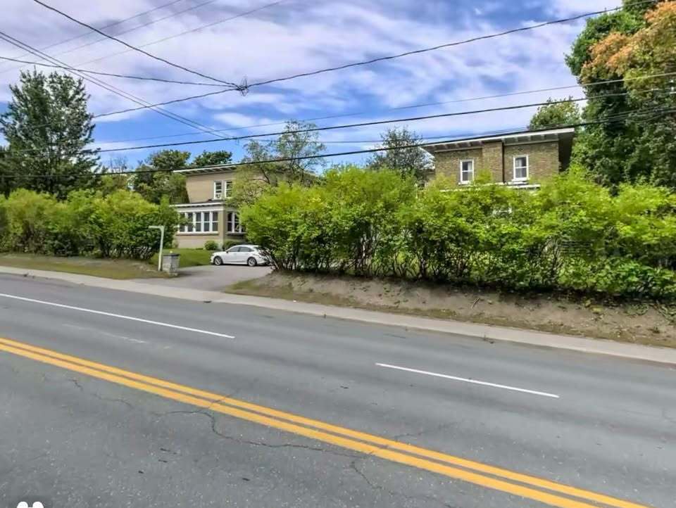 STUDIO - 1741 Boul. Portland | 3276912