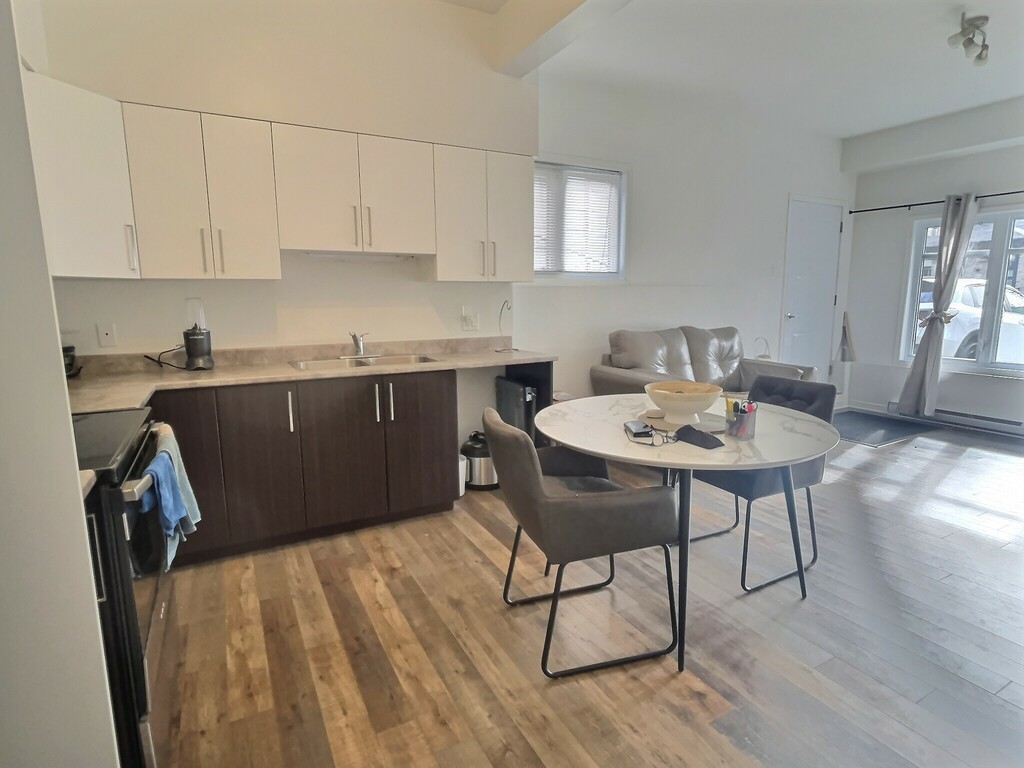 1 Chambre, à Proximité Hôptial Gatineau | 3270587