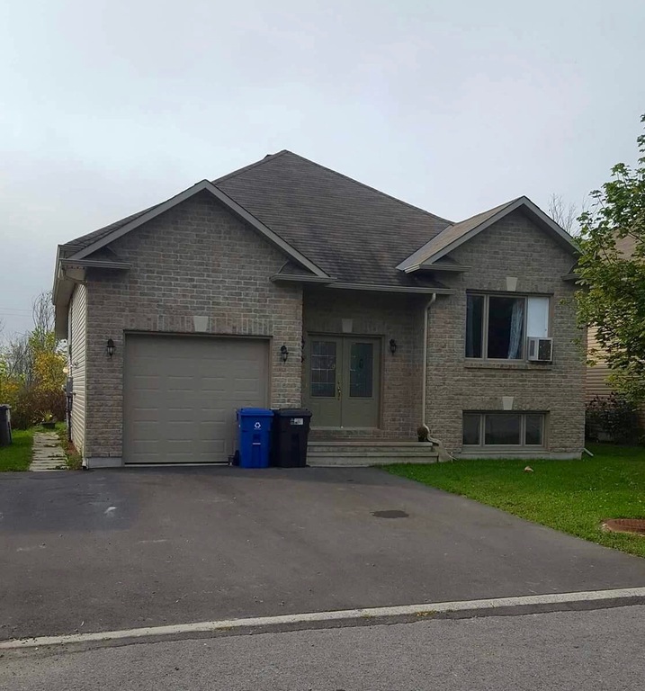 Grand 2 Chambres, Bas Duplex Gatineau | 3283066