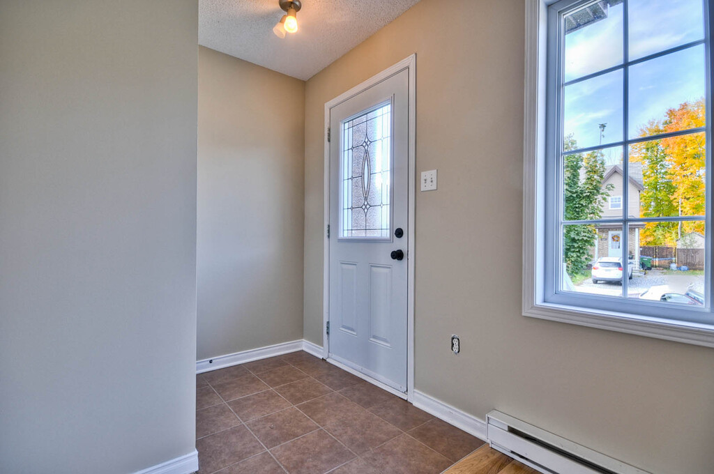 Haut Duplex 2 Chambres Chauffé éclairé | 3270639