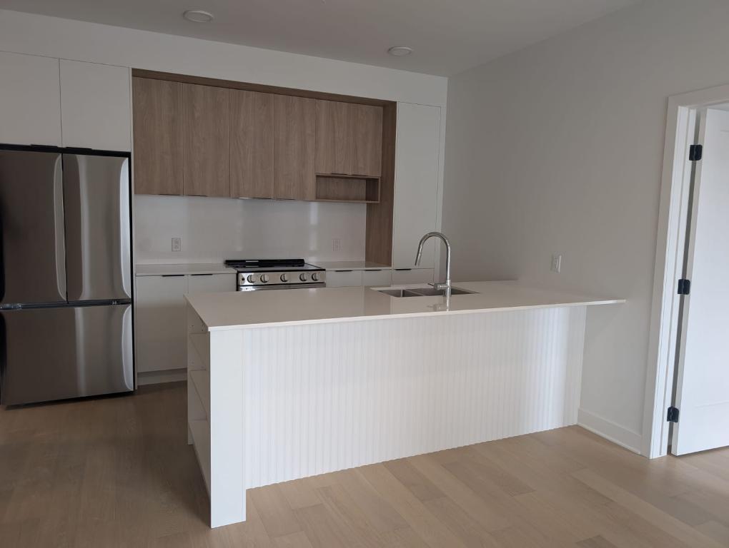 ✨ APPARTEMENT TOUT INCLUS NEUF À LOUER | VALLEM SUR L’EAU ✨ 📍 Otterburn Park | Disponible dès maintenant Offrez-vous un mode de vie exceptionnel dans | 3280863