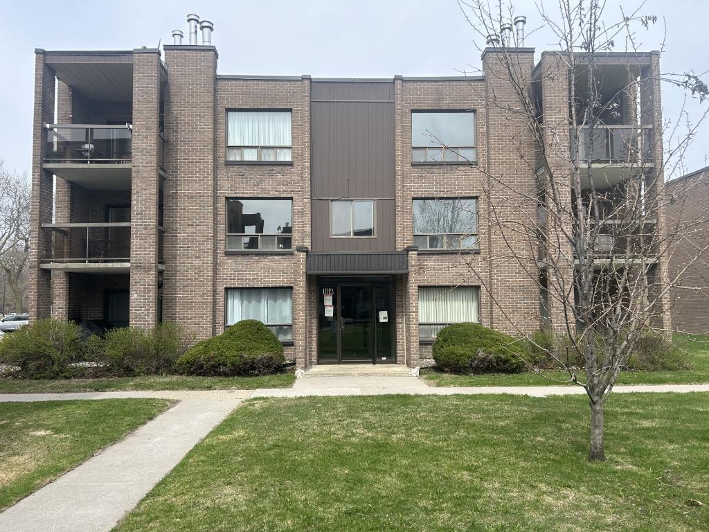 Grand condo 4 1/2 à louer à Pierrefonds | 3277576