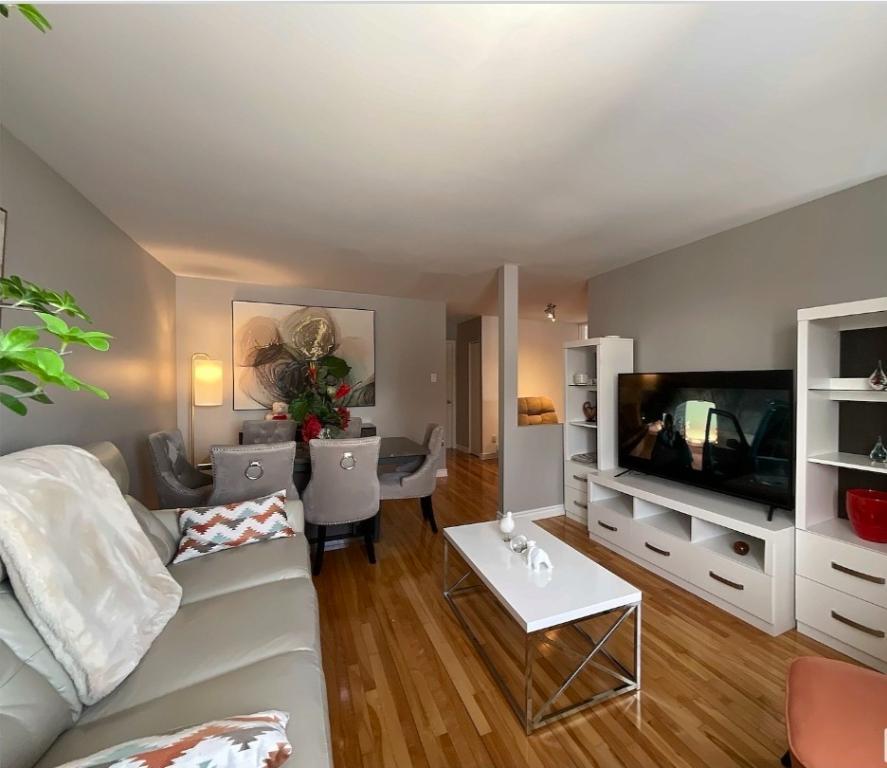 LUXUEUX , LUMINEUX ET GRAND 5 ½ | 3277577