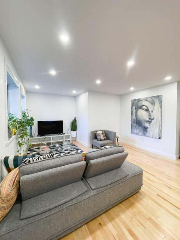 Charmant appartement lumineux au gout du jour à louer | 3281776