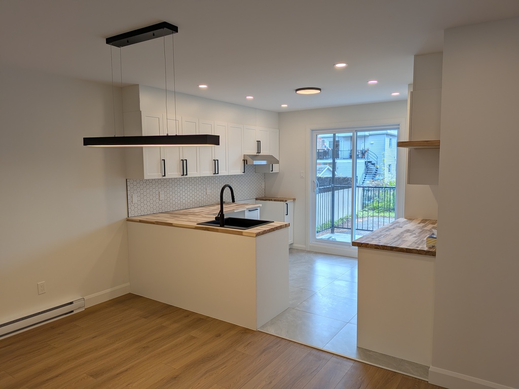 5 1/2 LONGUEUIL | 3271110