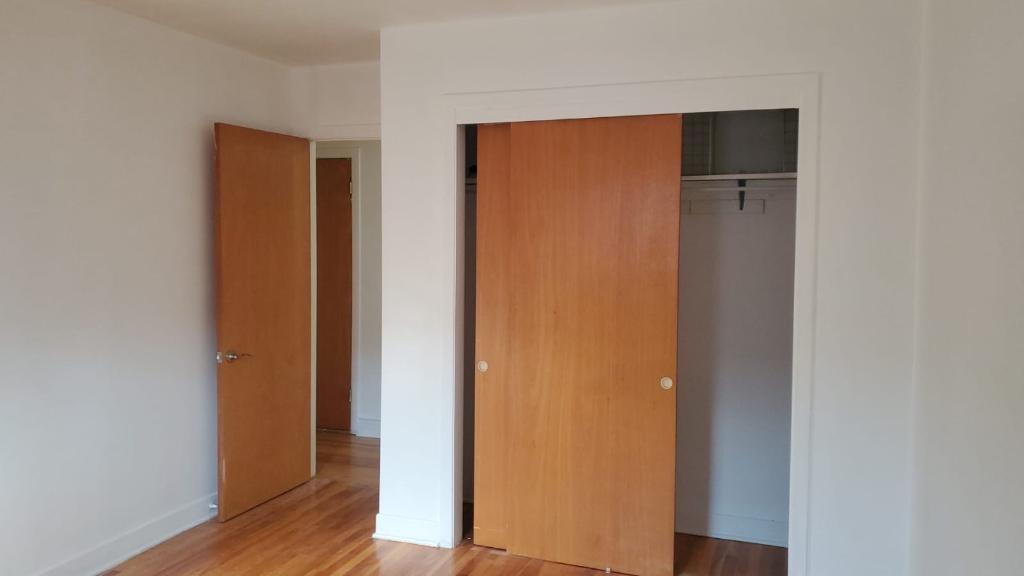 Ahuntsic 5 1/2 haut duplex près de l'hôpital Fleury | 3278148