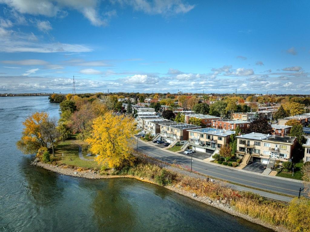 Grand 4 1/2 sur le bord de l'eau à LaSalle | 3278153