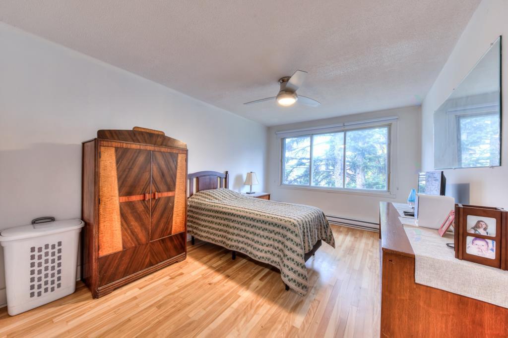 Grand 5½ lumineux à Chomedey + bureau – Stationnement inclus | 3282822