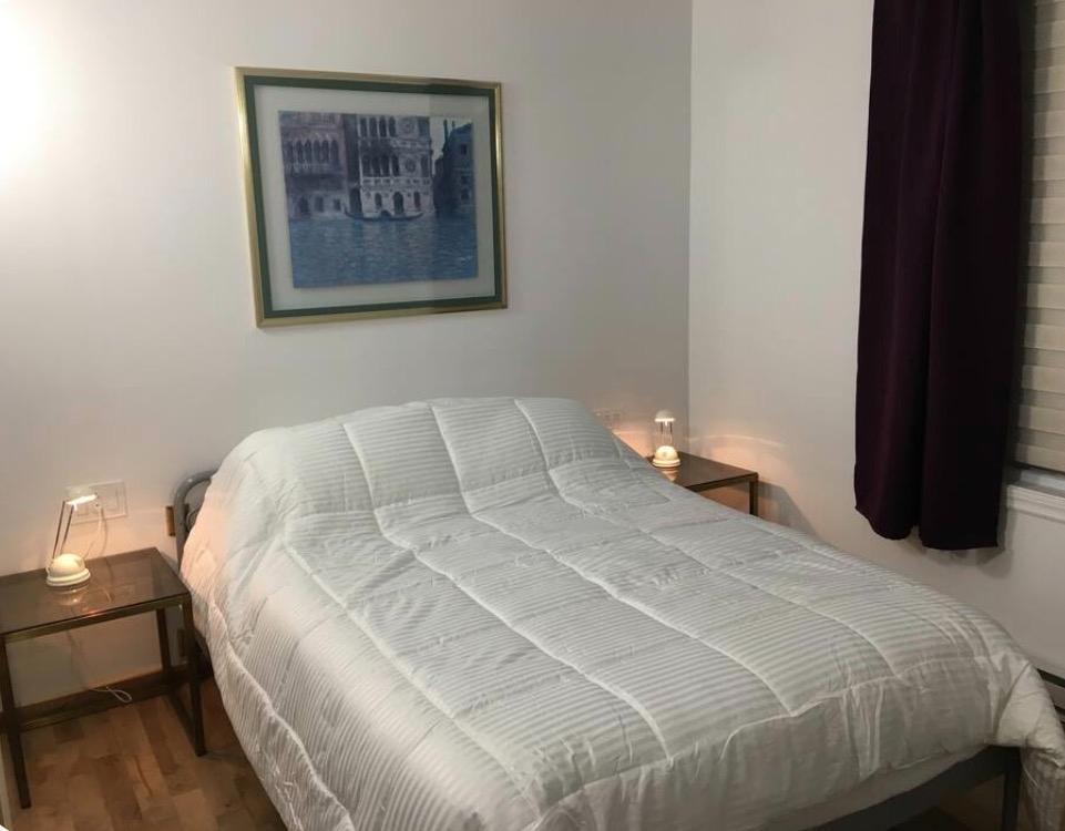 Appartement 3 chambres a coucher plus 3 salles de bain, cuisine, cour | 3278769