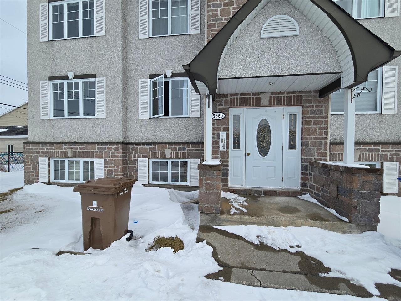 Appartement Terrebonne (La Plaine) À Louer | 3233427