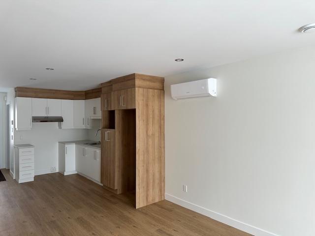 Logement 4 1/2 | 3279289