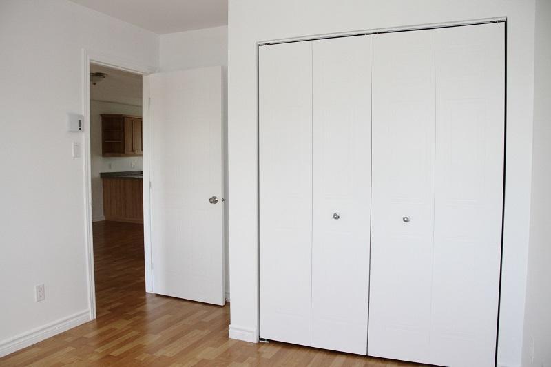 Grand 4-1/2 à Sainte-Martine, Quebec | 3279298