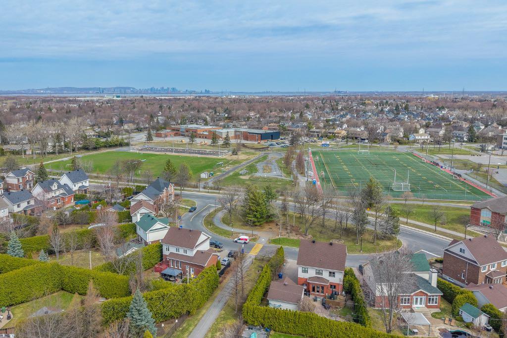 Condo à louer Candiac | 3281645