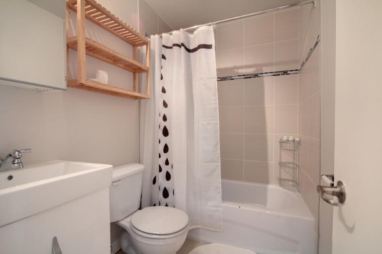 Loft entièrement meublé à louer Saint-Jean-Baptiste septembre 2026 | 3309558