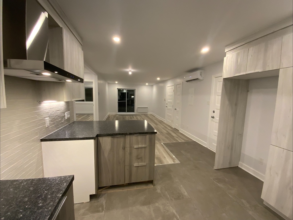 Apartment 4 1/2 à Louer | 3272684