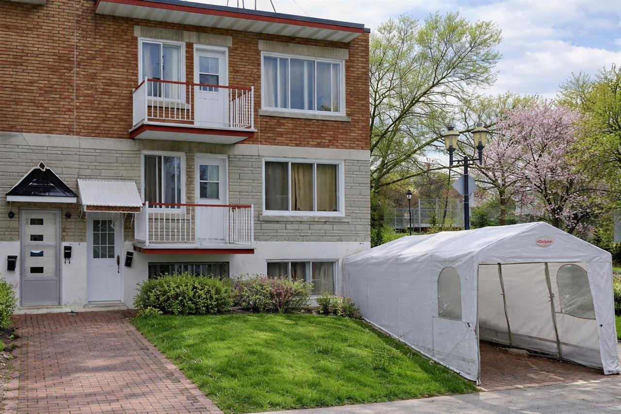 Appartement Montréal (Villeray/Saint-Michel/Parc-Extension) À Louer | 3272697