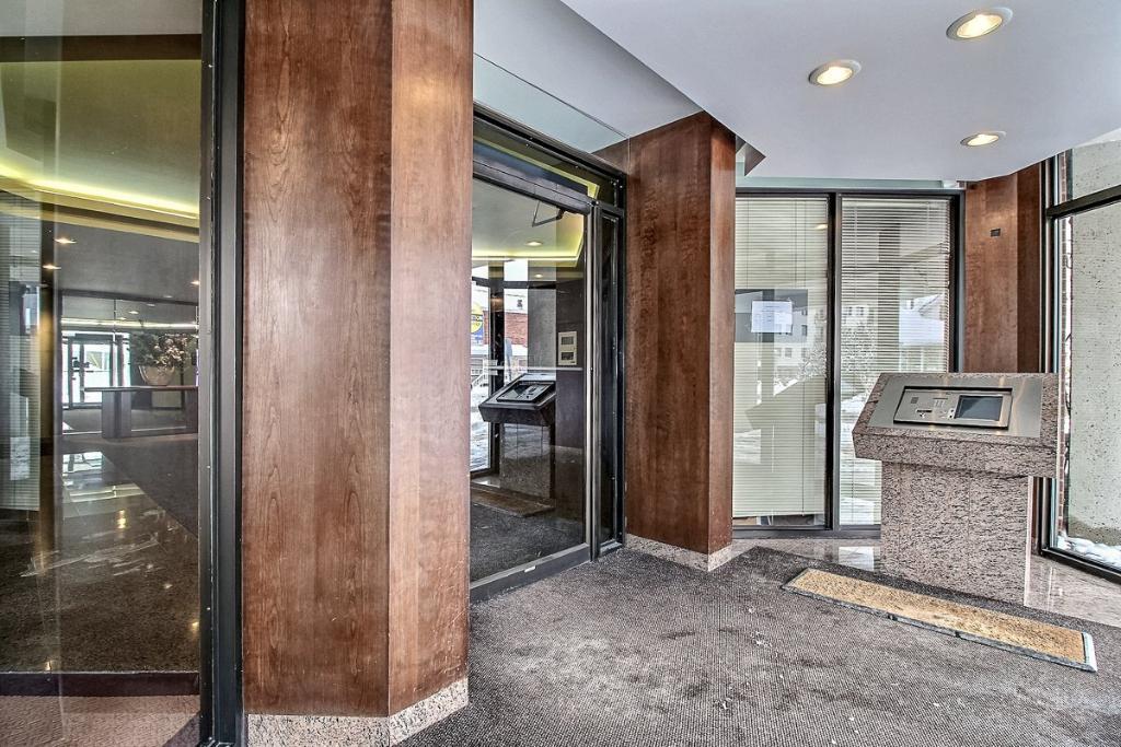 CONDO DE LUXE 4 1/2 - DERNIER ETAGE - LONGUEUIL | 3280025