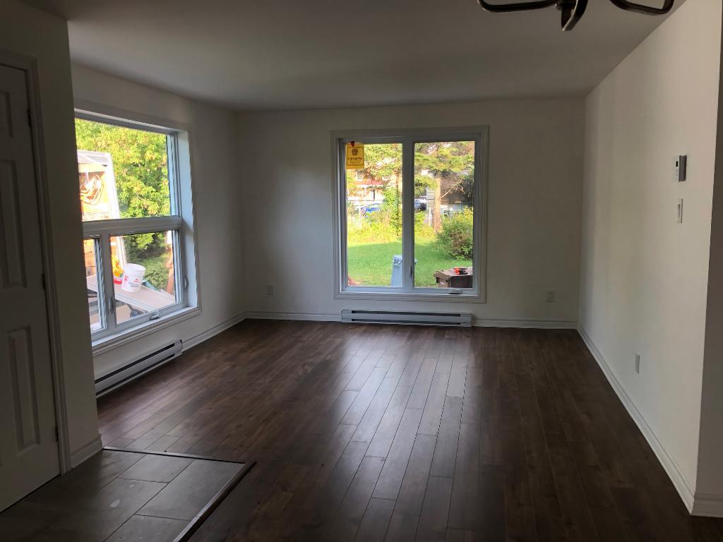 MAISON À LOUER - BROWNSBURG-CHATHAM | 3280031