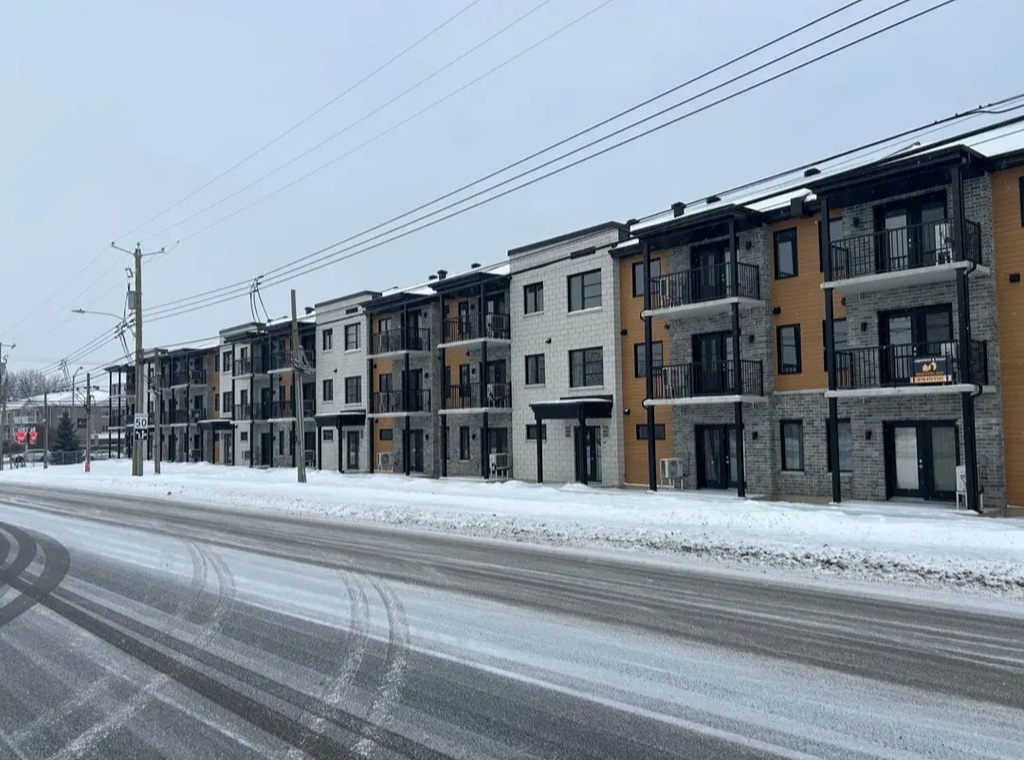 Spacieux Logement 5 1/2 A Louez | 3273193