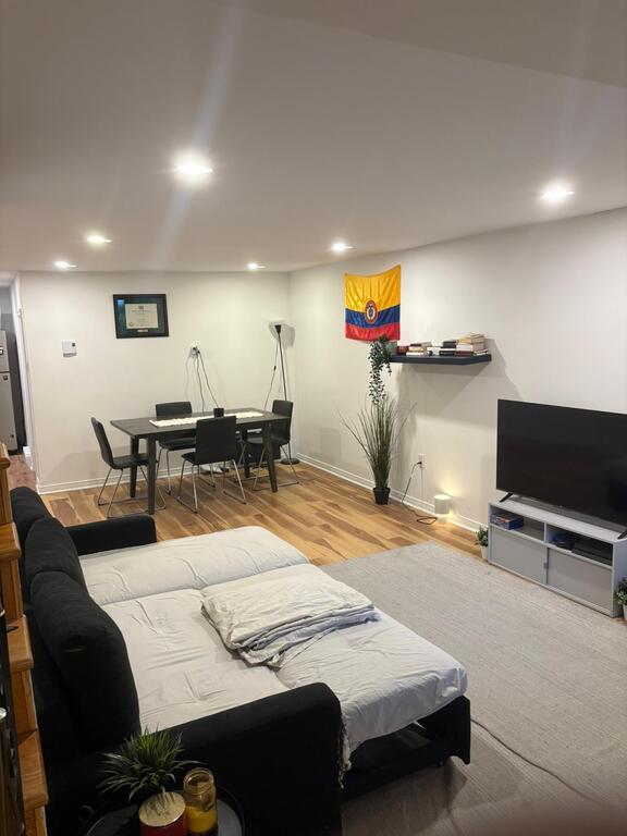 Appartement De 1 Chambre Et 1 Salle De B | 3273194