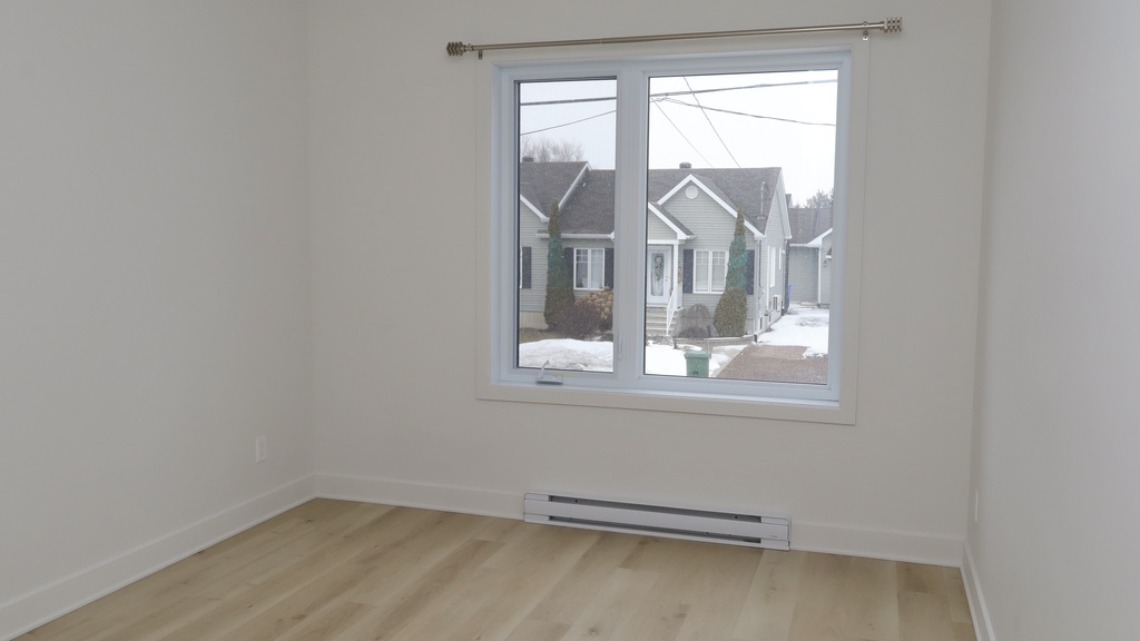 Appartement 4 ½ à Louer à St‑Polycarpe | 3282475