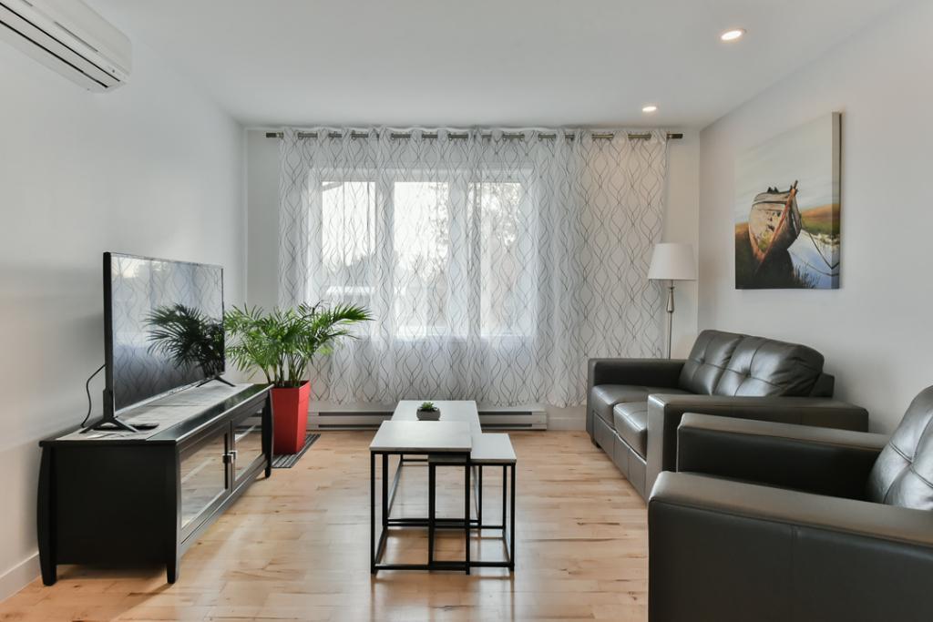 Condo, meublé, tout inclus, Vieux-Longueuil. | 3281021