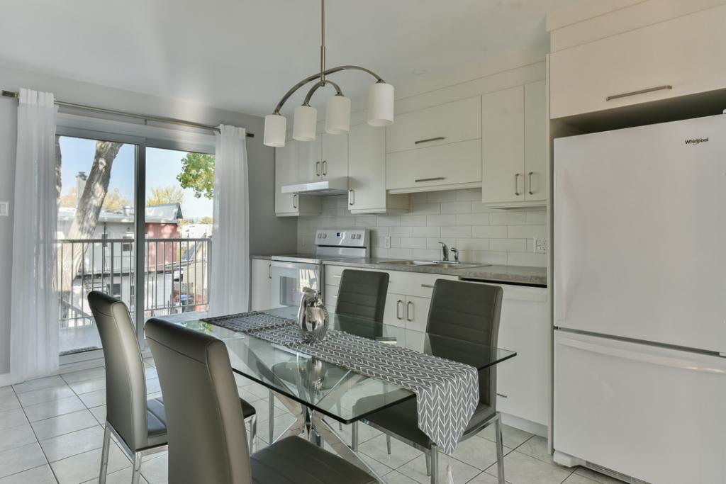 Condo, meublé, tout inclus, Vieux-Longueuil. | 3281021