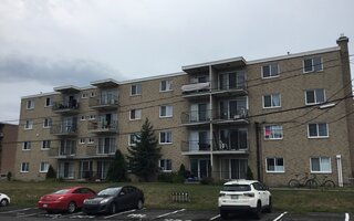 1 CH - 1 SDB - Québec - $935 /mo | 3273549