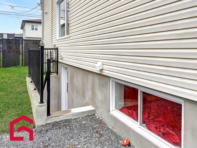 Appartement Salaberry-de-Valleyfield À Louer | 3273555