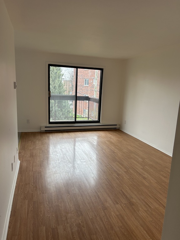 4 Et Demi Chomedey Laval | 3282479