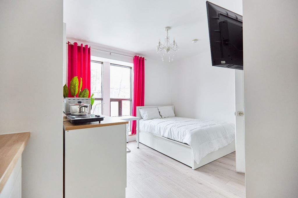 Ville-Marie - Studio Meublé Tout Inclus | 3274051