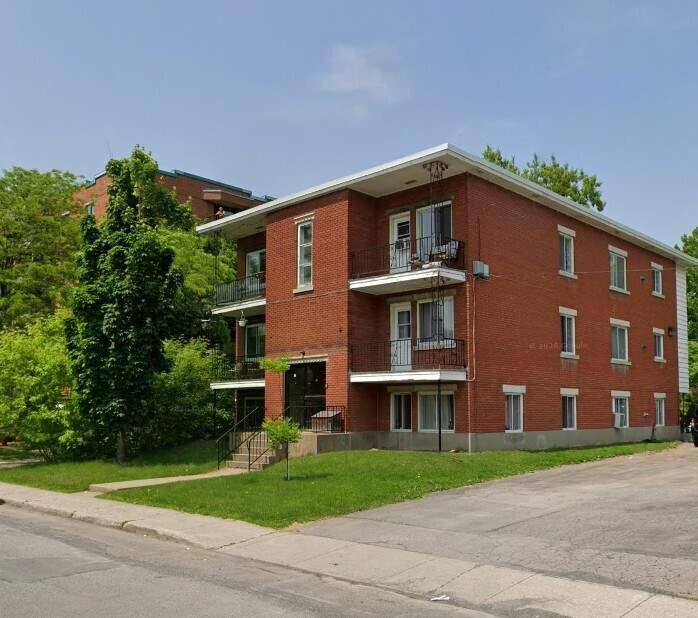 2 CH - 1 SDB - Longueuil - $1,450 /mo | 3274078