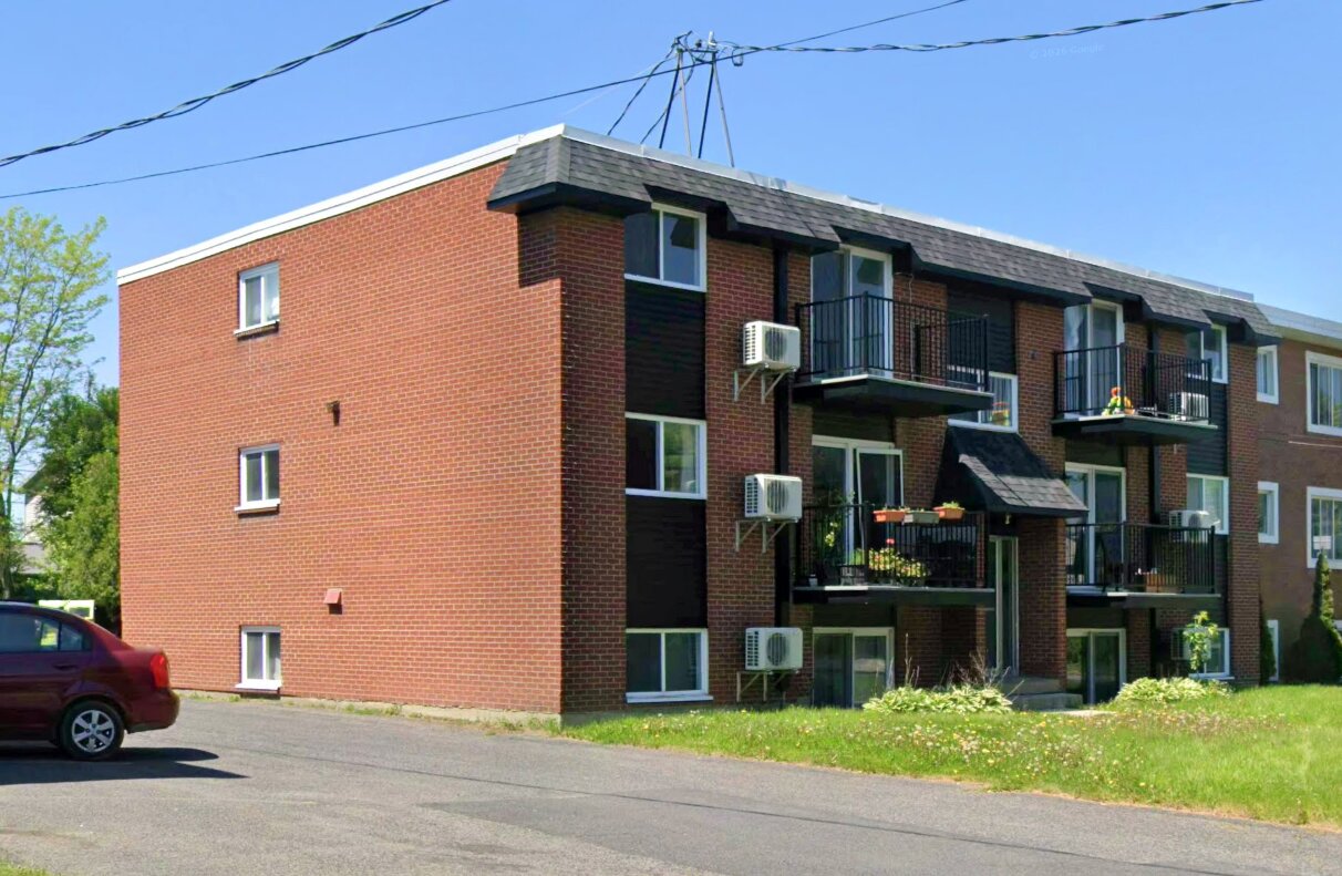 2 CH - 1 SDB - Sainte-Julie - $1,600 /mo | 3274094