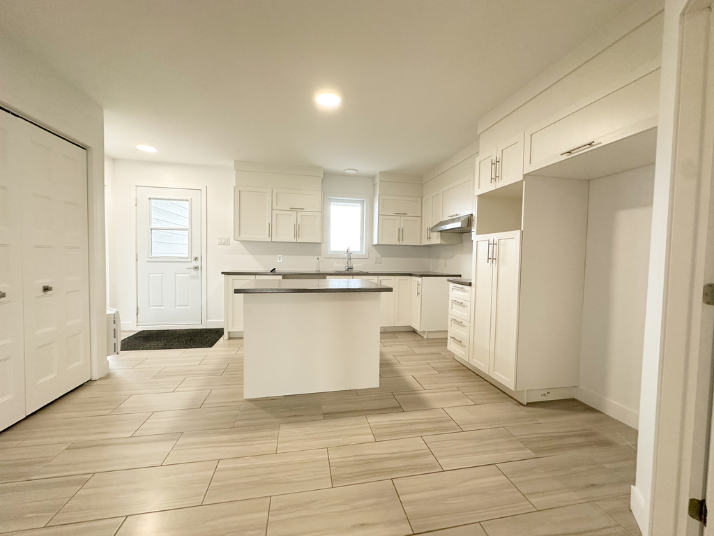 5 ½ HAUT DE GAMME|| GARAGE PRIVÉ | 3274101