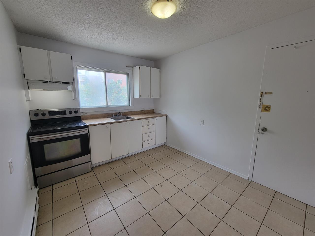14 Rue Roy (Hull) Grand Logement 3 Chambres Près De Tout. | 3274105