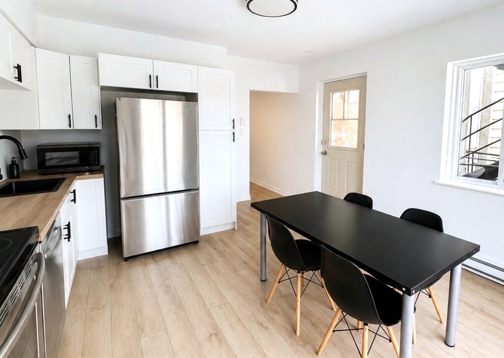 4 1/2 à Louer ! Rue De Villiers | 3274127