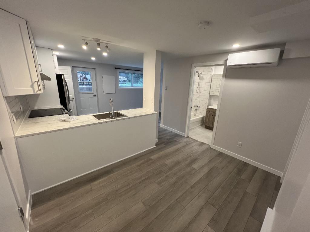 Nouveau 3½ Place Beauchesne - Mercier | 3281703