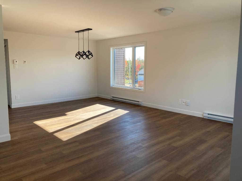 5 1/2 à louer avec espace bureau | 3281707