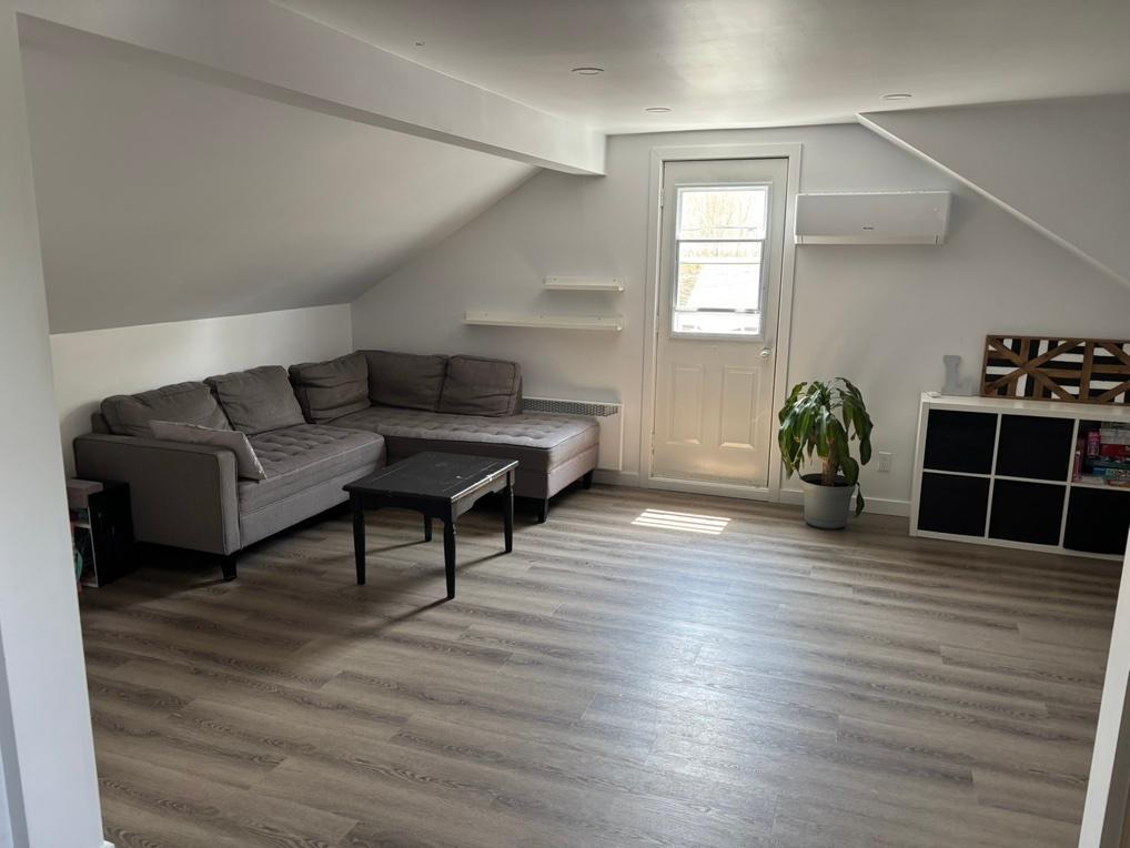 Appartement 2 chambres à coucher et 1 salle de bain | 3281715