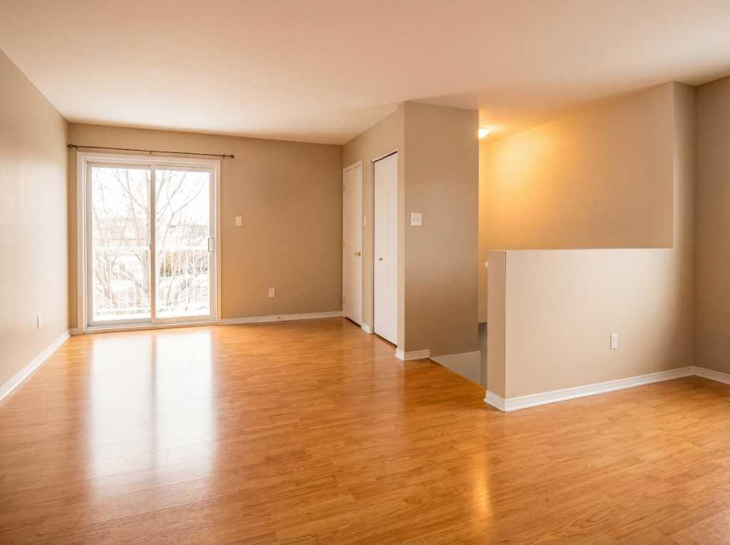 Condo supérieur 3 chambres à louer – Plateau / Hull | 3281778