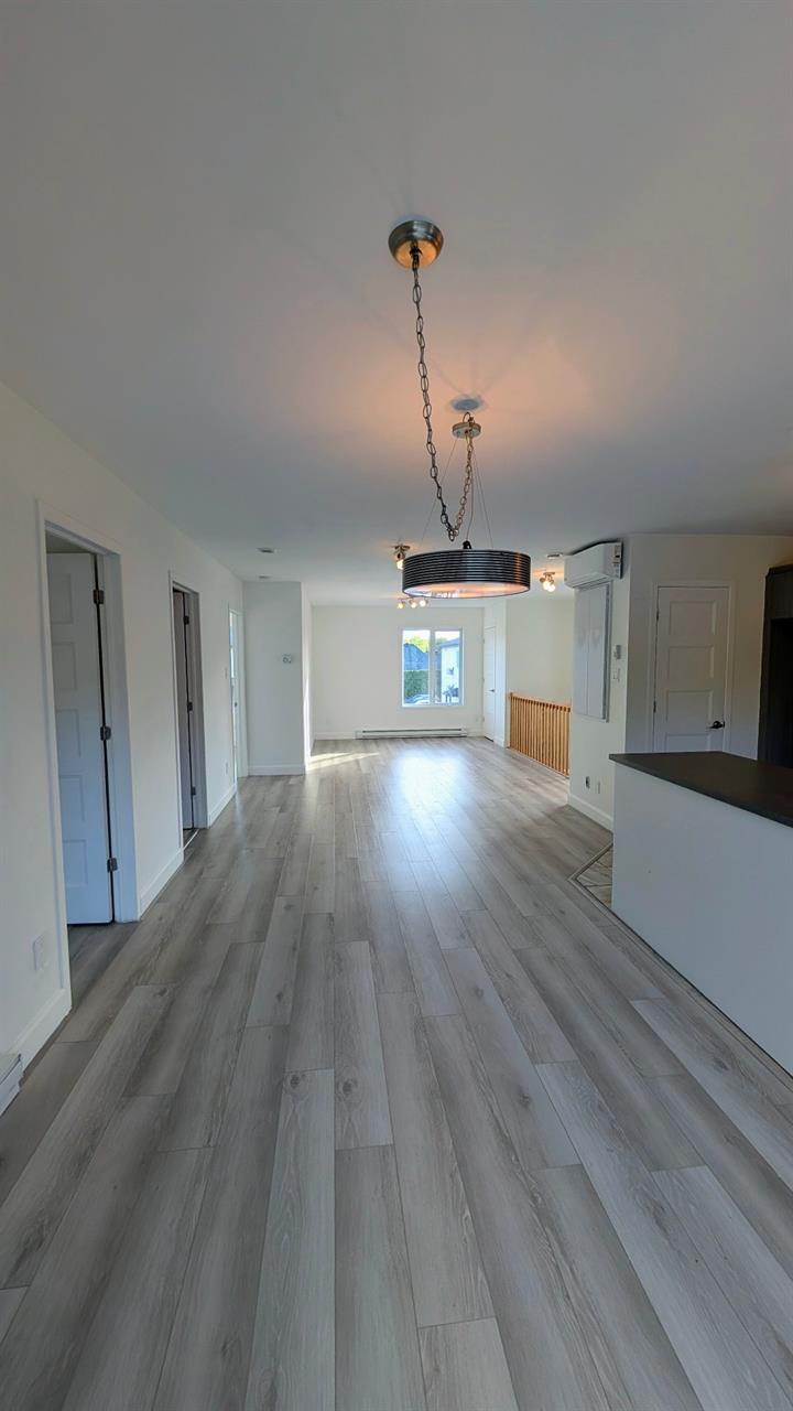 Appartement Saint-Zotique � Louer | 3274936
