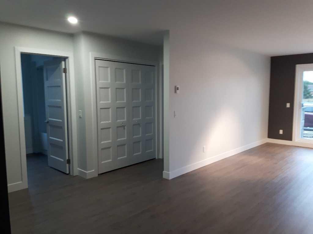 4 1/2 pour le 1er juillet | 3282688