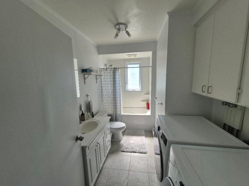 Grand 5 et demi Lumineux à loué près de l'hôpital ! | 3282732