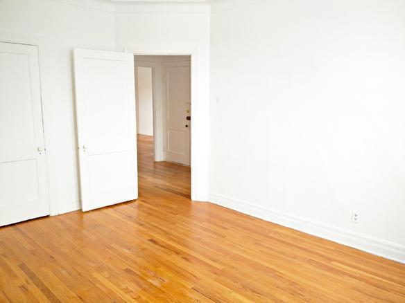 WOW! BEAU GRAND 7 1/2 - 4 CAC - QUARTIER SUPER CHIC - MONT ROYAL | 3282823