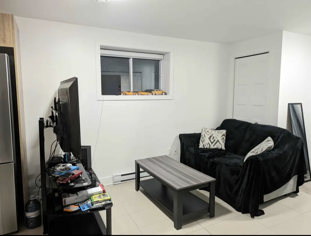 Appartement 3 1/2 Tout INCLUS | 3275689