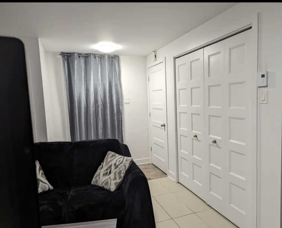 Appartement 3 1/2 Tout INCLUS | 3275689