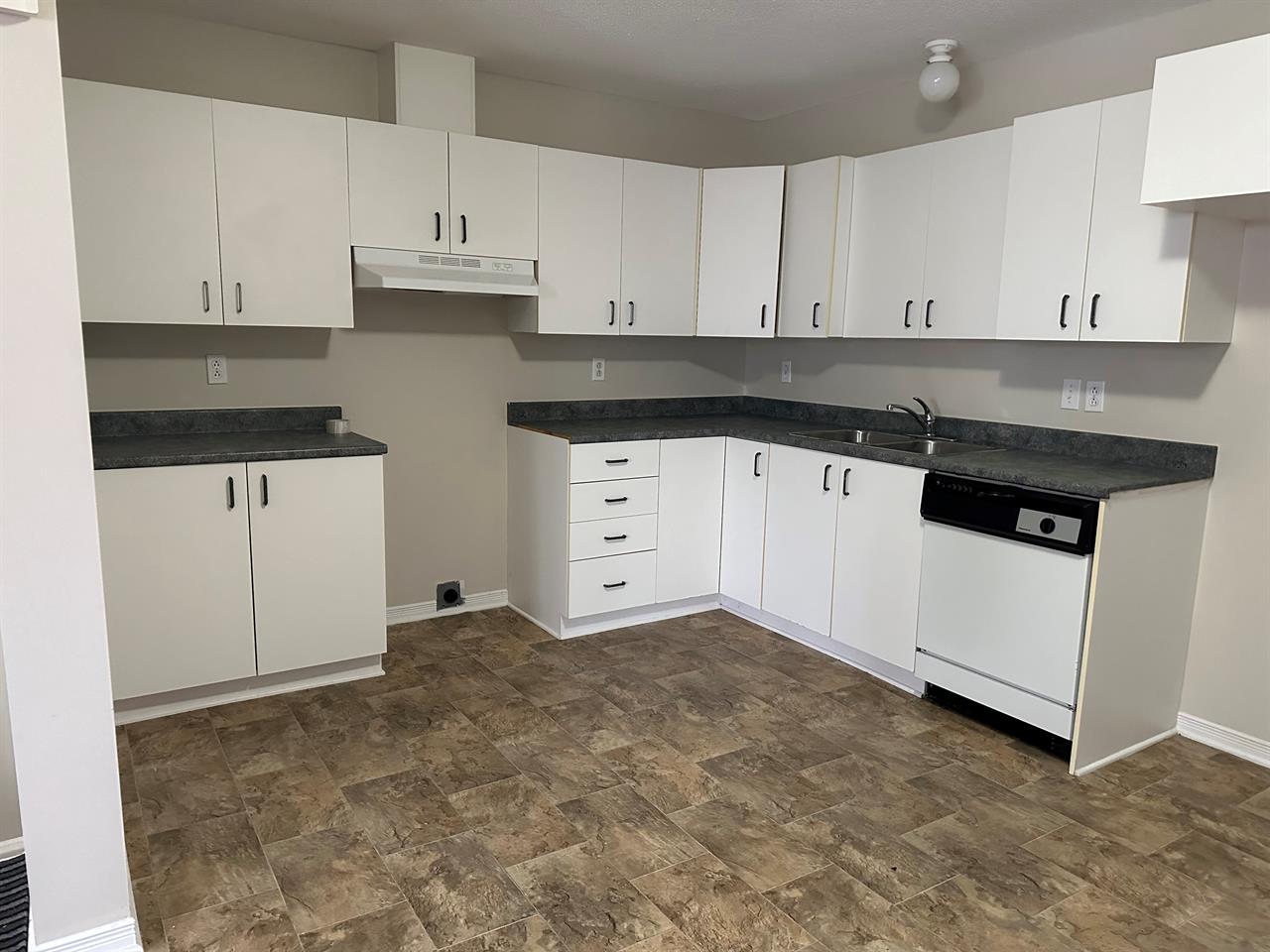220 Rue De Malartic (Gatineau) Très Beau Logement De 2 Cc | 3275701